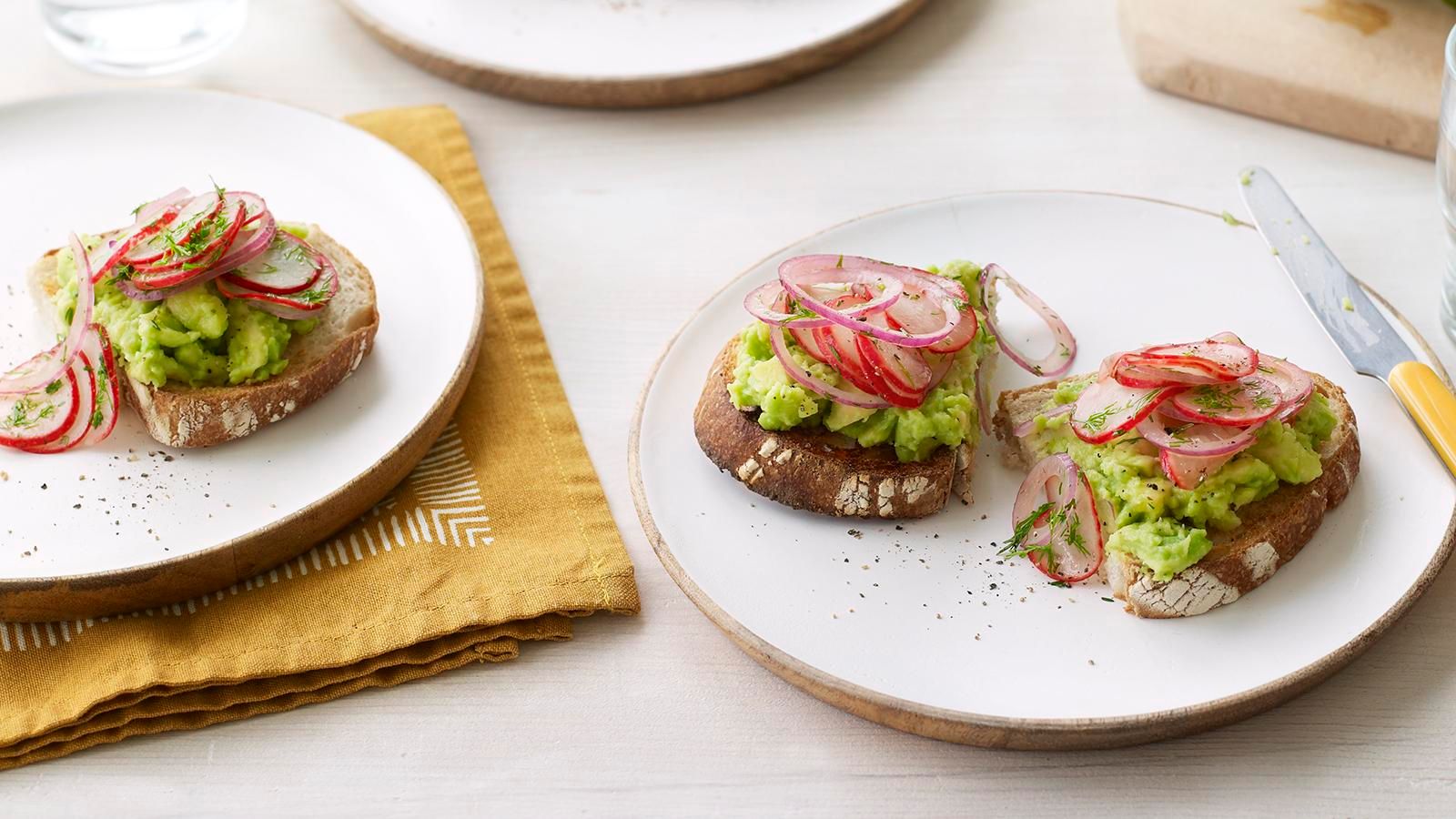 Тости з авокадо та севіче з редиски: рецепт Тости з авокадо та севіче з редиски: рецепт