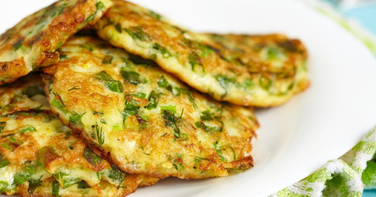 Кабачкові оладки - приготуйте швидко та просто - покроковий рецепт - Новини Смачно Кабачкові оладки - приготуйте швидко та просто - покроковий рецепт - Новини Смачно