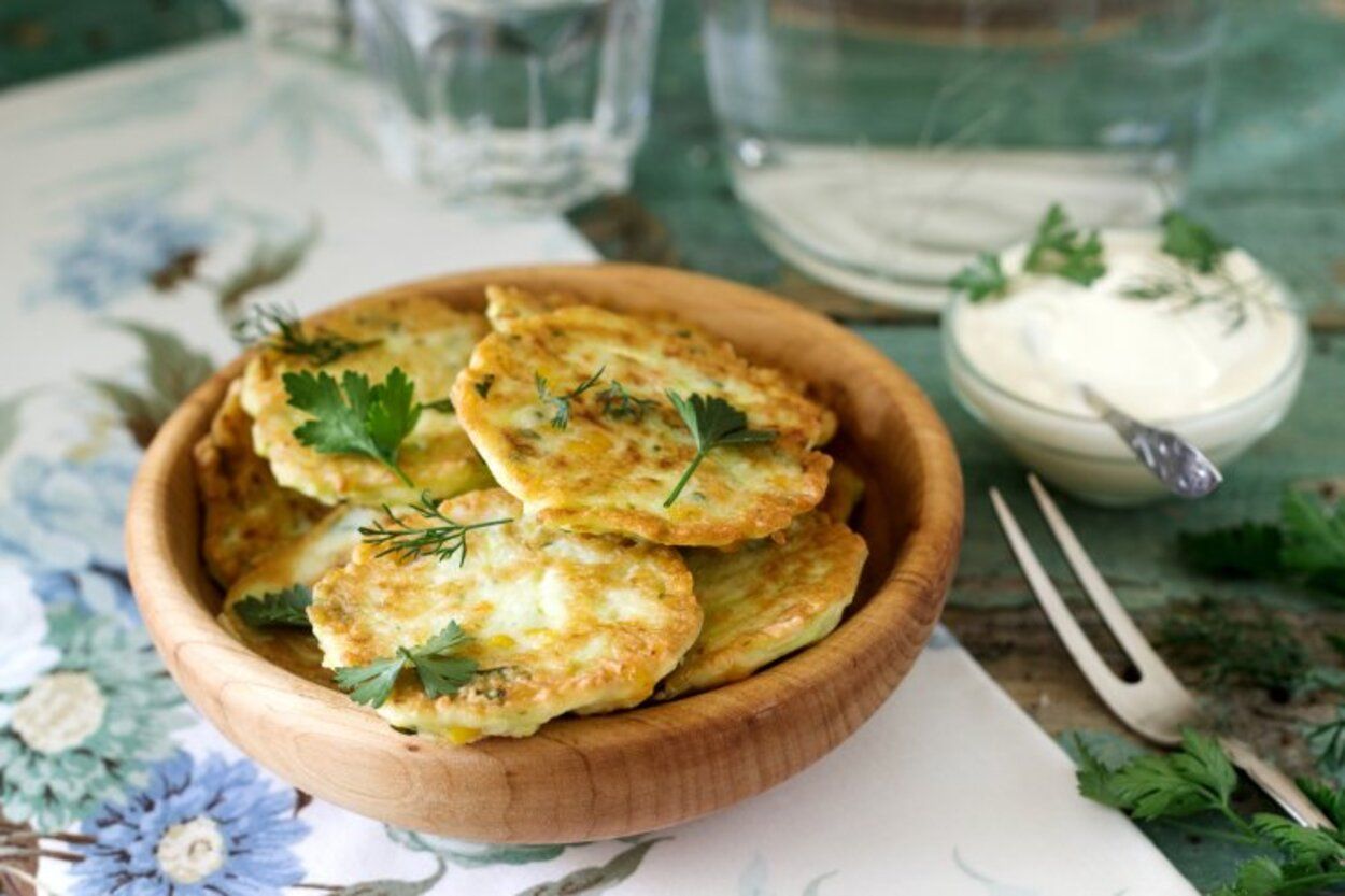 Кабачки з фаршем в кляті - приготуйте просто і швидко - покроковий рецепт - Новини Смачно Кабачки з фаршем в кляті - приготуйте просто і швидко - покроковий рецепт - Новини Смачно