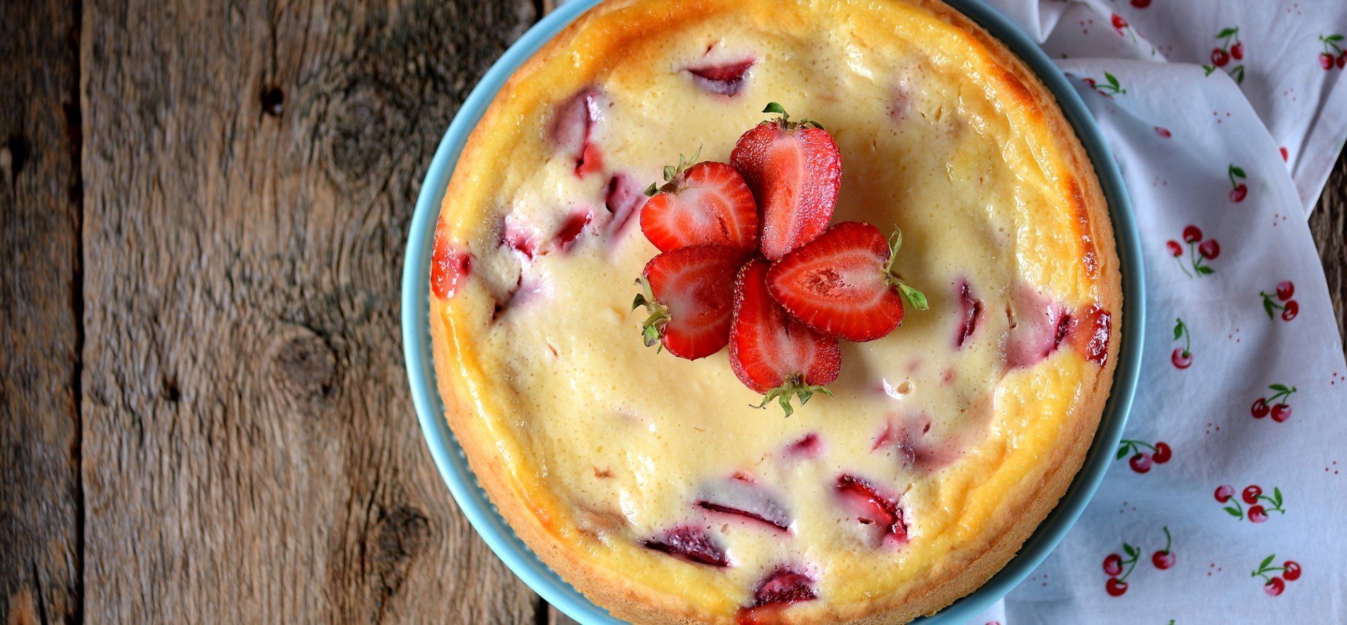 Рецепт клубничного пирога - приготовьте клафути - пошаговый рецепт - Новости Вкусно Рецепт клубничного пирога - приготовьте клафути - пошаговый рецепт - Новости Вкусно