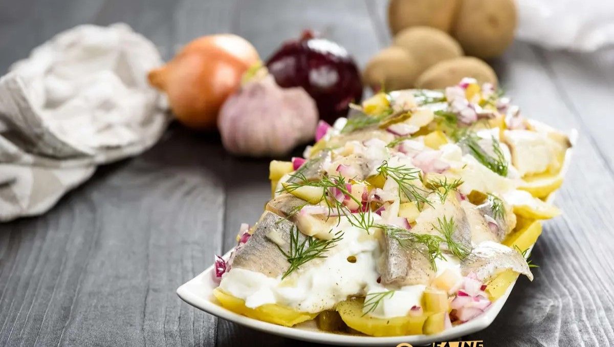 Как приготовить вкусный салат с селедкой Как приготовить вкусный салат с селедкой