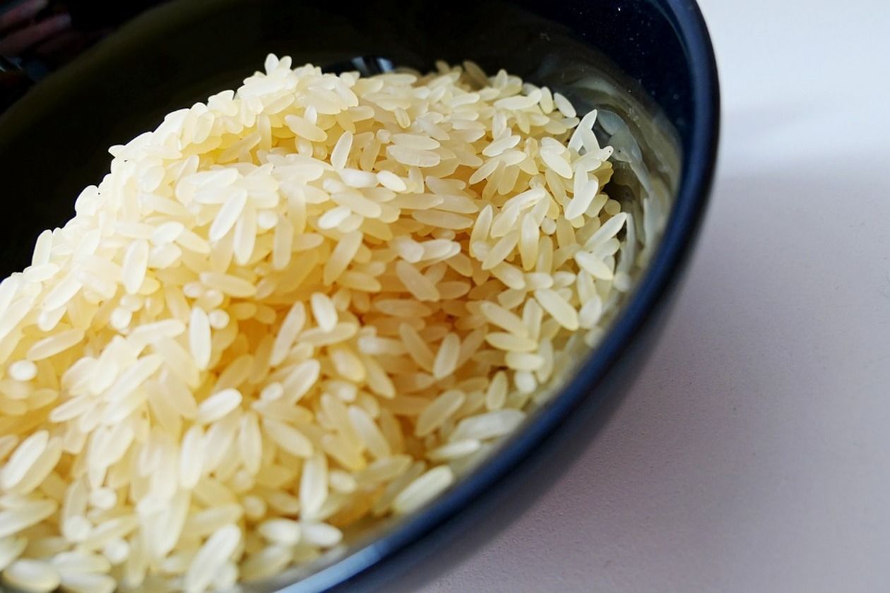 На чому варити рис: поради