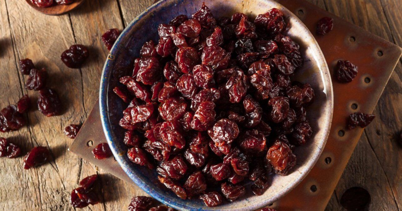 Черешня на сковорідці - рецепт сніданку - приготуйте просто і швидко - Новини Смачно Черешня на сковорідці - рецепт сніданку - приготуйте просто і швидко - Новини Смачно