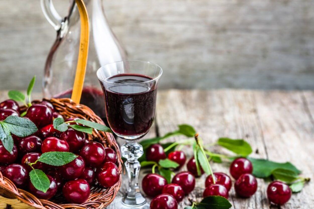 Черешневое вино - как приготовить вино из черешен - проверенный рецепт - Новини Смачно