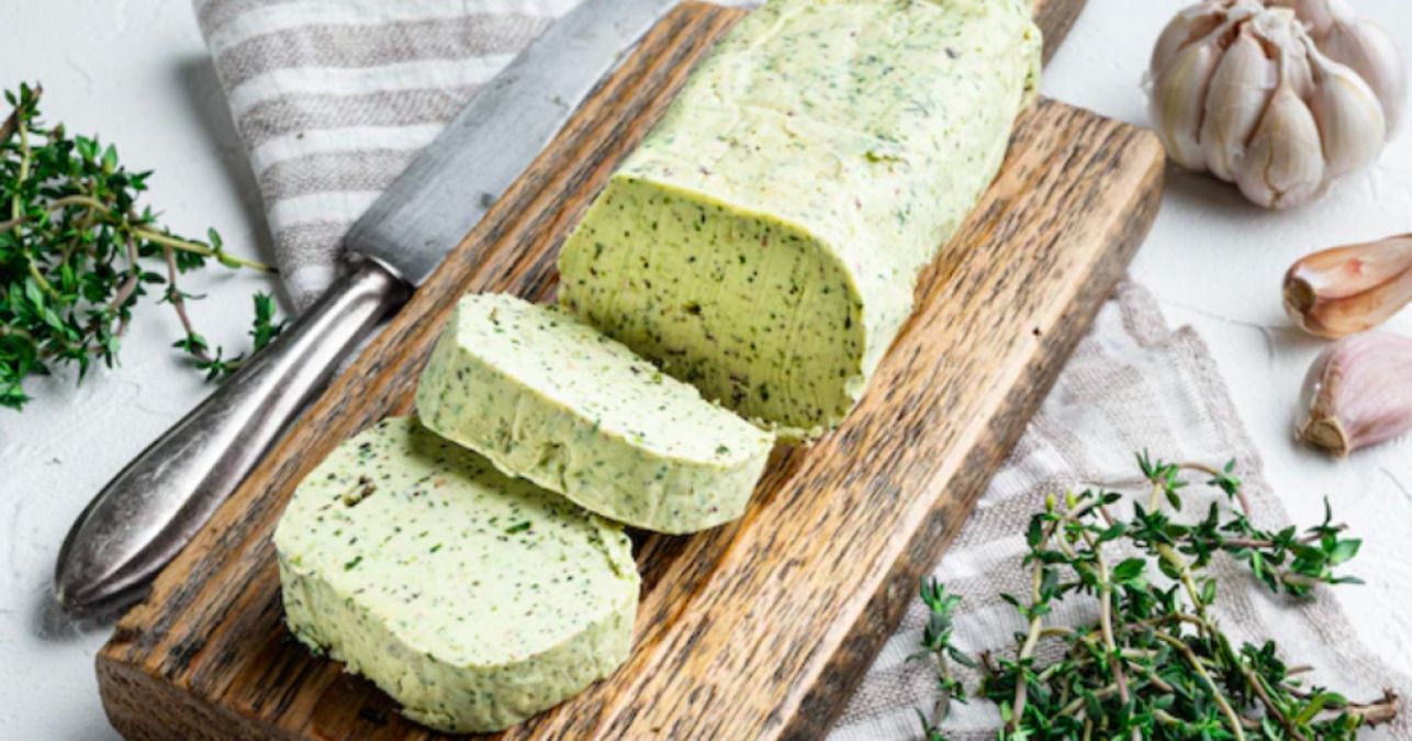 Часникові стрілки з маслом - приготуйте зелене масло - покроковий рецепт - Новини Смачно Часникові стрілки з маслом - приготуйте зелене масло - покроковий рецепт - Новини Смачно