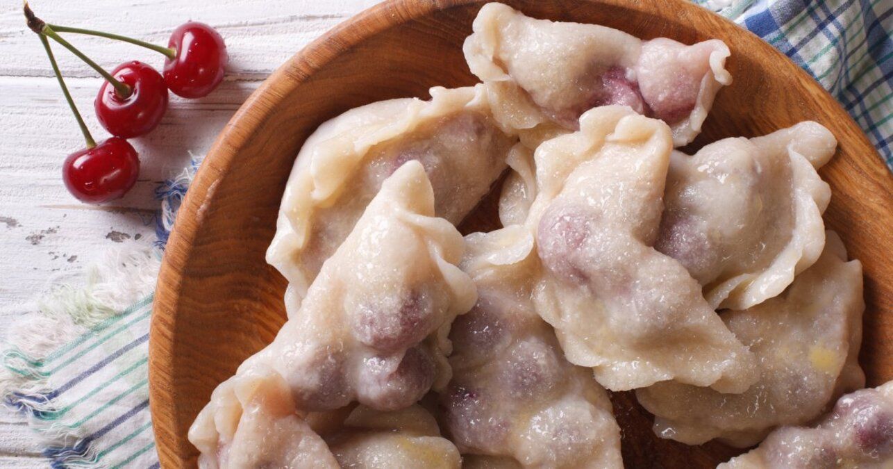 Вареники с вишнями - рецепт на кипятке - приготовьте просто и быстро - Новости Вкусно
