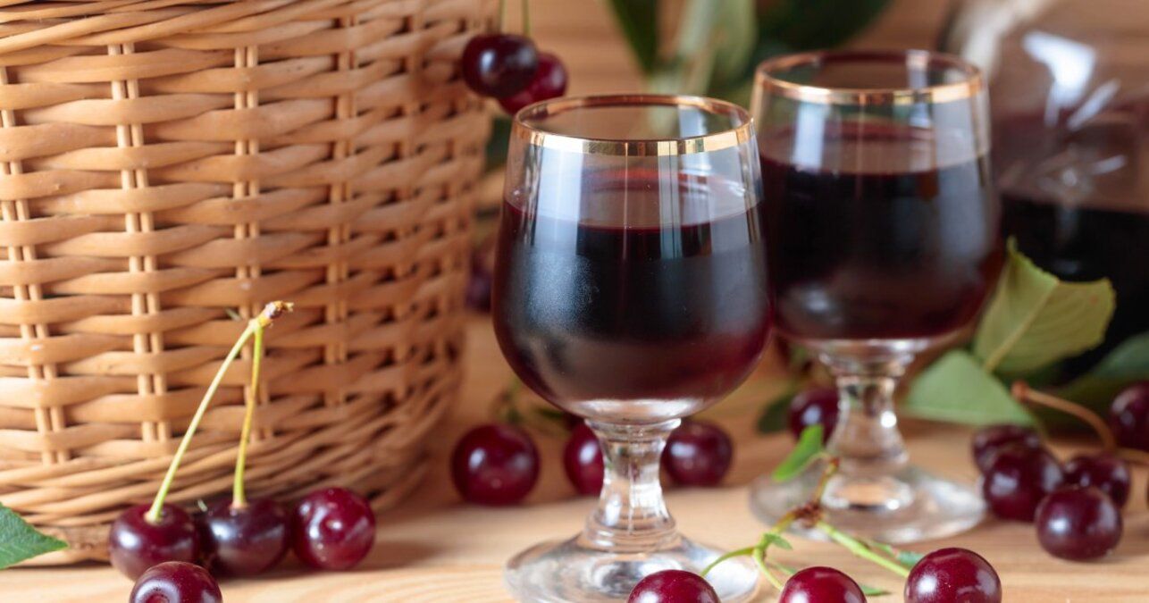 Вишневка - рецепт без водки - приготовьте просто и быстро - Новости Вкусно Вишневка - рецепт без водки - приготовьте просто и быстро - Новости Вкусно