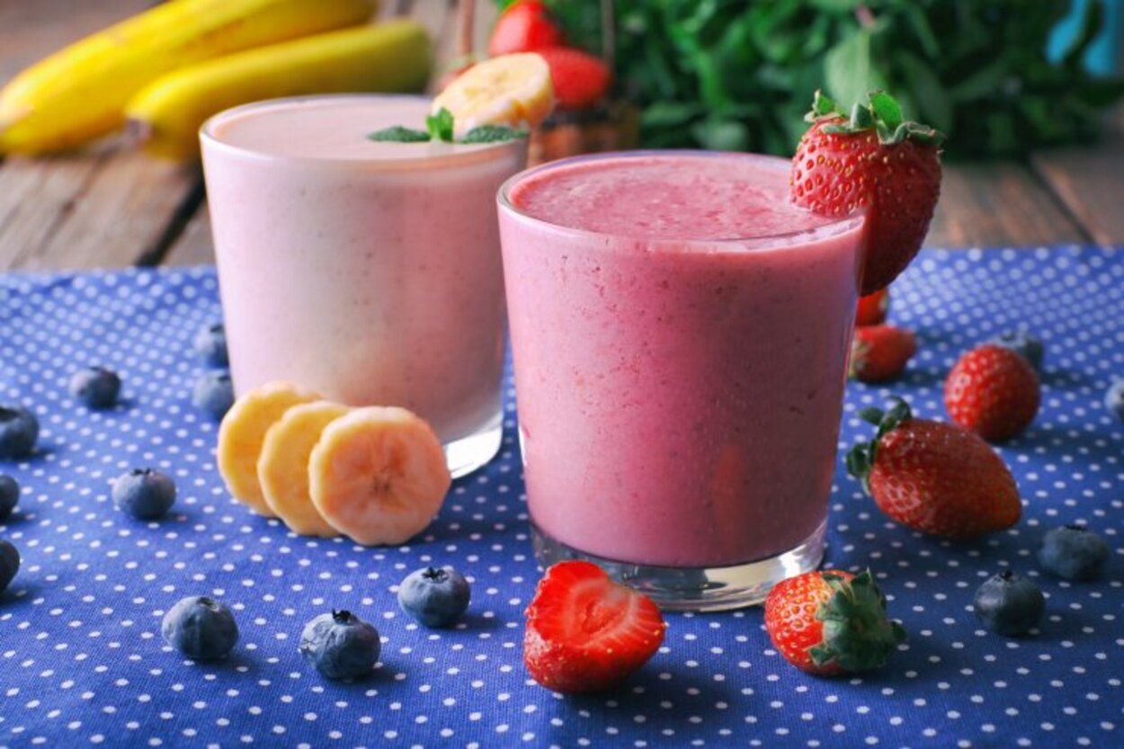 Рецепт клубничного кефира - приготовьте вкусное смузи быстро и просто - Новости Вкусно Рецепт клубничного кефира - приготовьте вкусное смузи быстро и просто - Новости Вкусно
