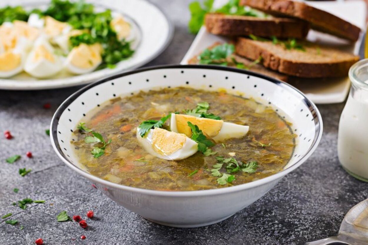 Зелений борщ - приготуйте із суддею МастерШеф - покроковий рецепт з відео - Новини Смачно Зелений борщ - приготуйте із суддею МастерШеф - покроковий рецепт з відео - Новини Смачно