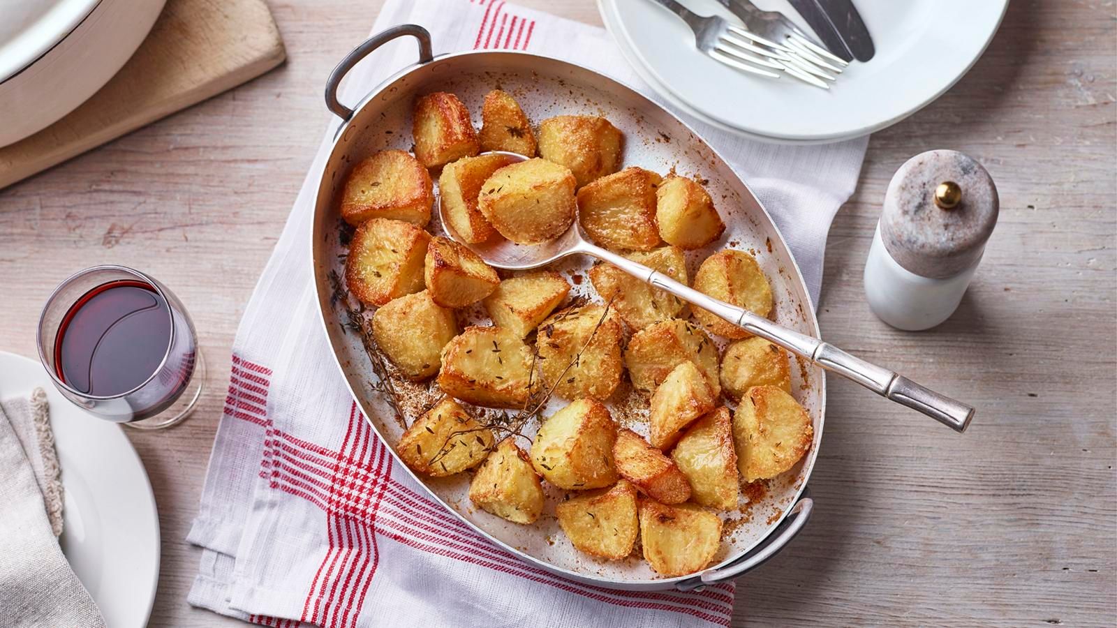 Як смачно запекти картоплю Як смачно запекти картоплю