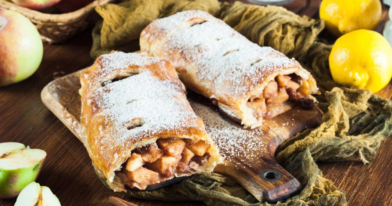 Яблочный штрудель - приготовьте с корицей - пошаговый рецепт - Новости Вкусно Яблочный штрудель - приготовьте с корицей - пошаговый рецепт - Новости Вкусно