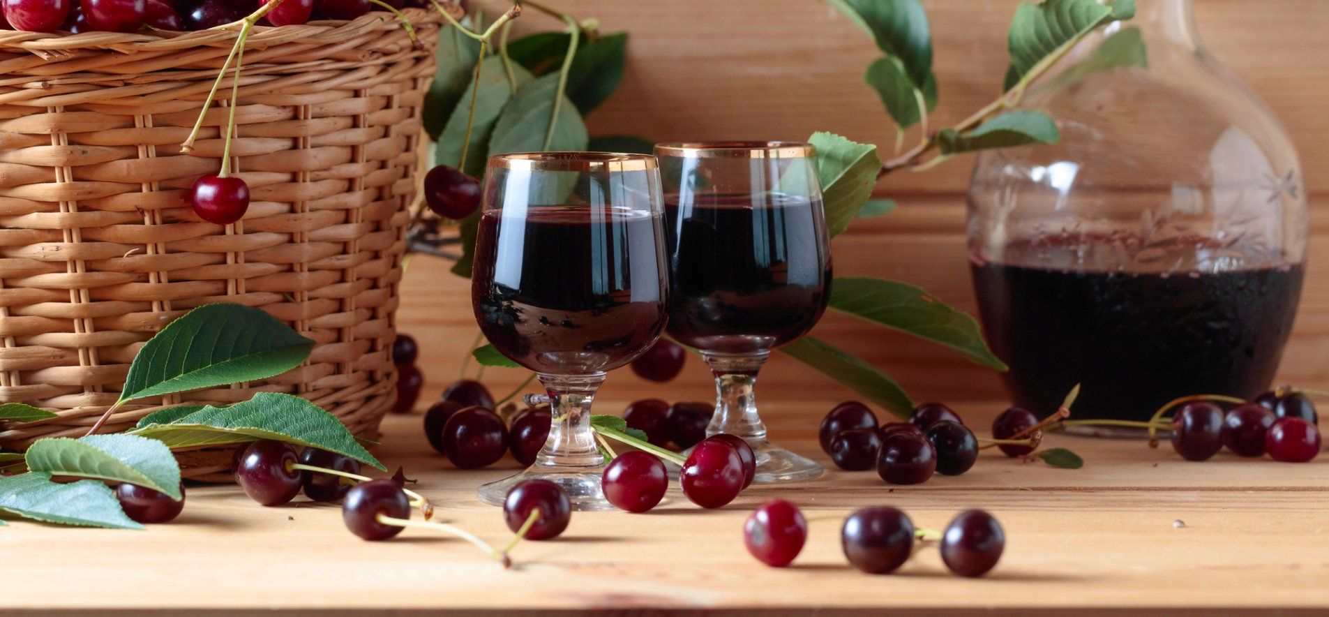 Вишневый ликер - приготовьте дома - пошаговый рецепт - Новости Вкусно Вишневый ликер - приготовьте дома - пошаговый рецепт - Новости Вкусно