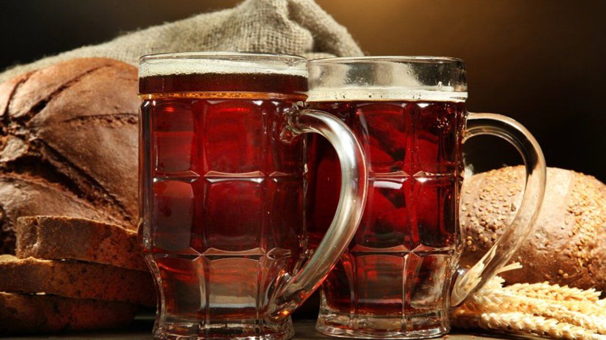 Домашній квас - приготуйте з темного хліба - покроковий рецепт - Новини Смачно Домашній квас - приготуйте з темного хліба - покроковий рецепт - Новини Смачно