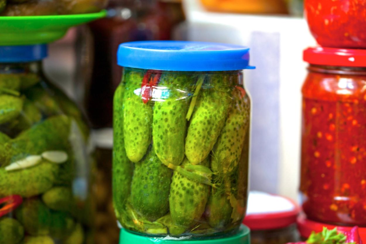 Огірки під капроновою кришкою - приготуйте на зиму - покроковий рецепт - Новини Смачно Огірки під капроновою кришкою - приготуйте на зиму - покроковий рецепт - Новини Смачно