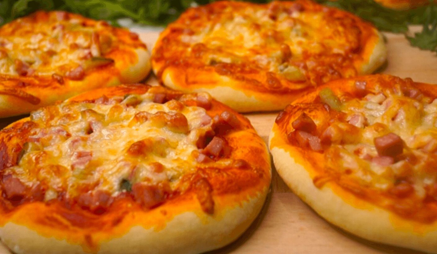 Все обожают ее с детства рецепт "той самой" школьной пиццы - Новини Смачно Все обожают ее с детства рецепт "той самой" школьной пиццы - Новини Смачно