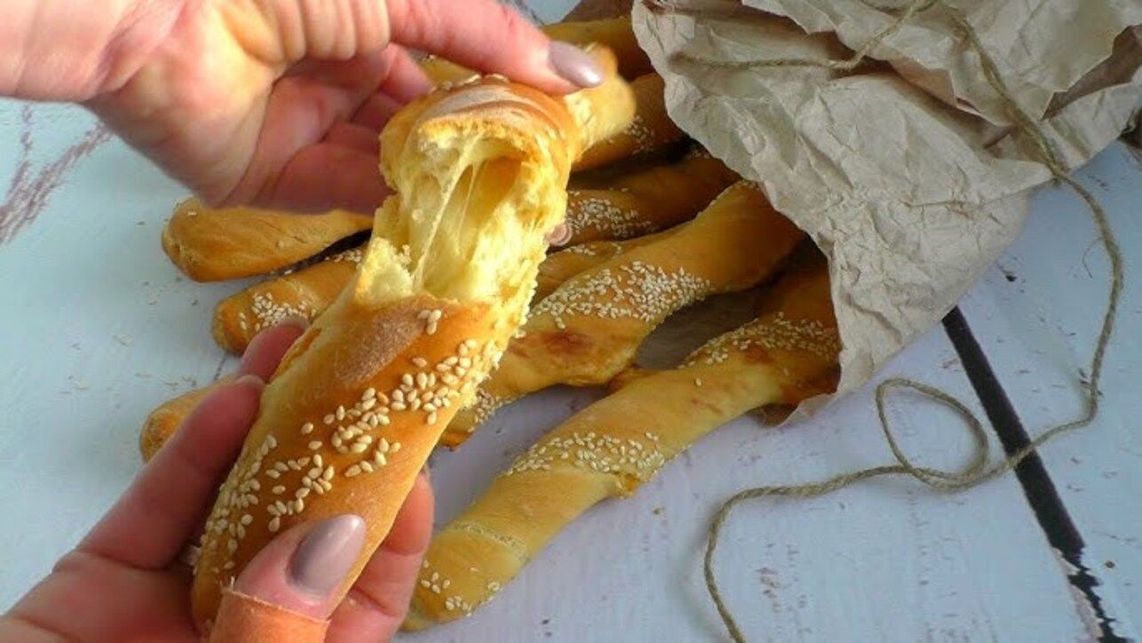 Сирні палички – ідеальне доповнення вихідного дня Сирні палички – ідеальне доповнення вихідного дня