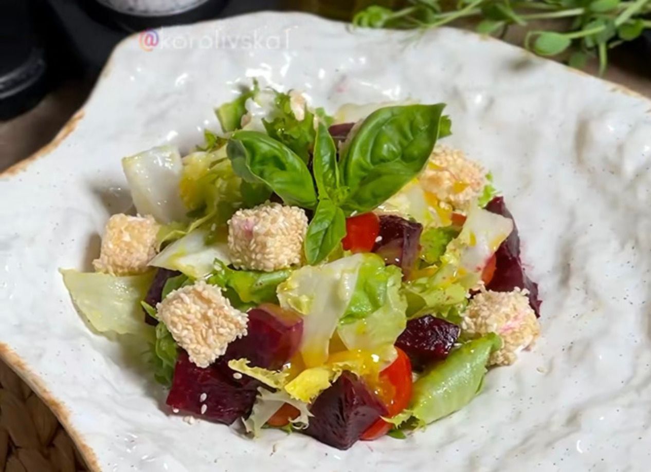 Ресторанный салат, который сделает праздник Ресторанный салат, который сделает праздник