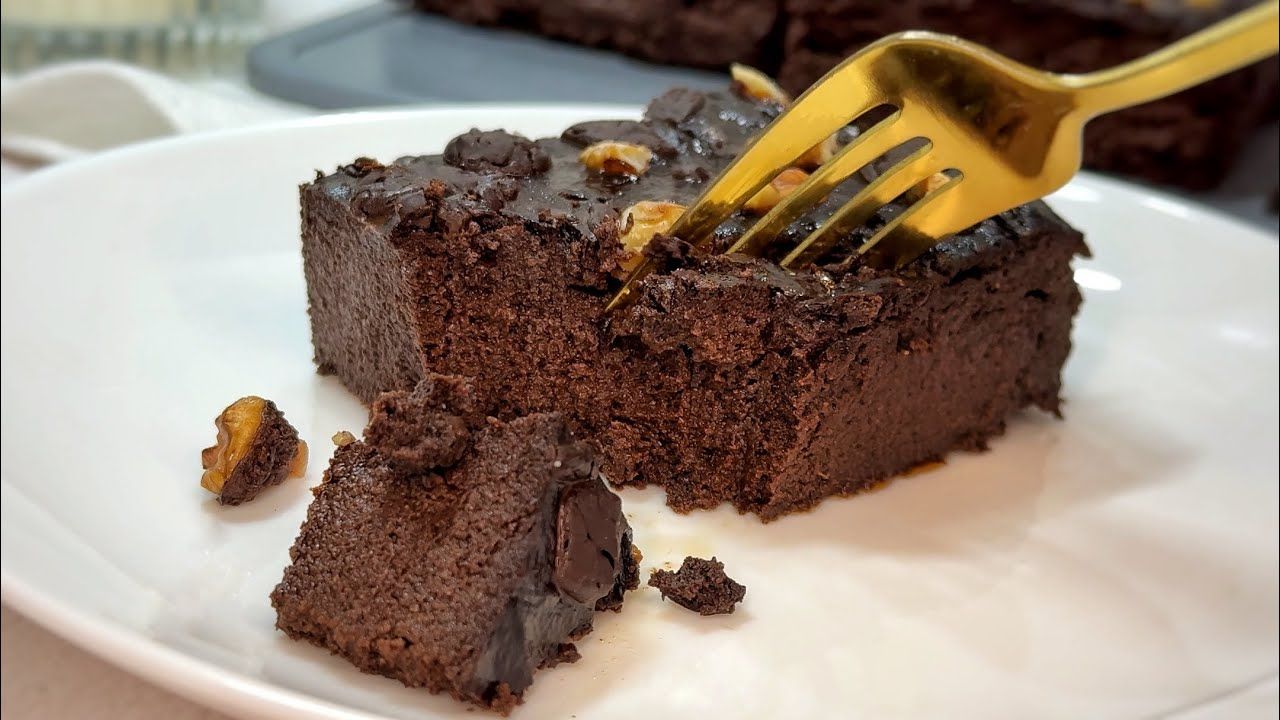 Брауні з яблуками - ідеальний десерт 