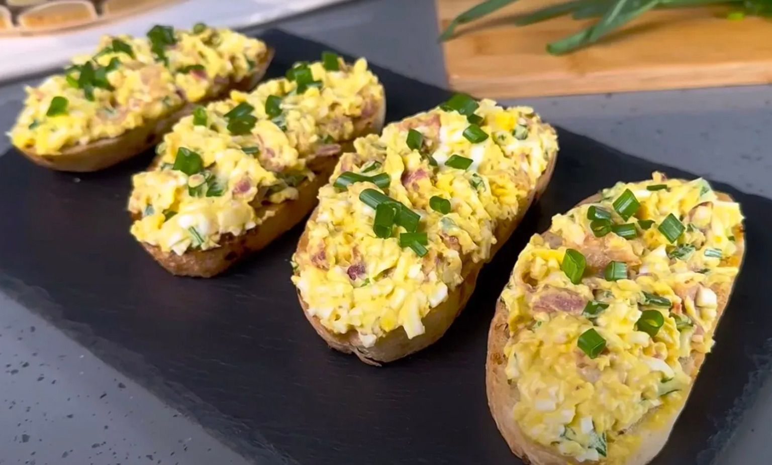 Дешевая, простая и очень вкусная намазка Дешевая, простая и очень вкусная намазка