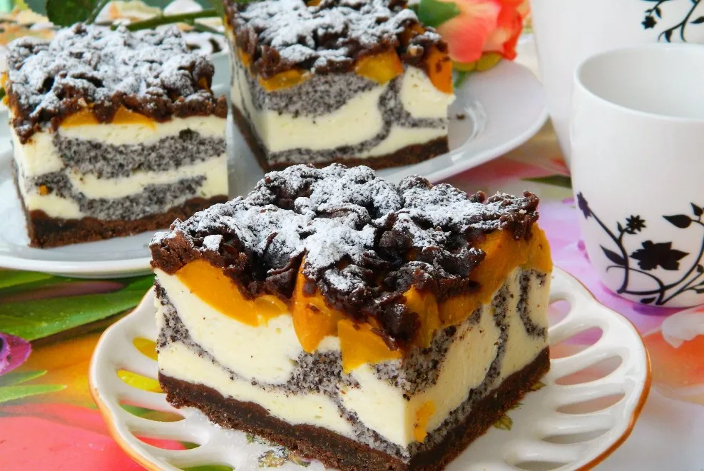 Чизкейк з персиками