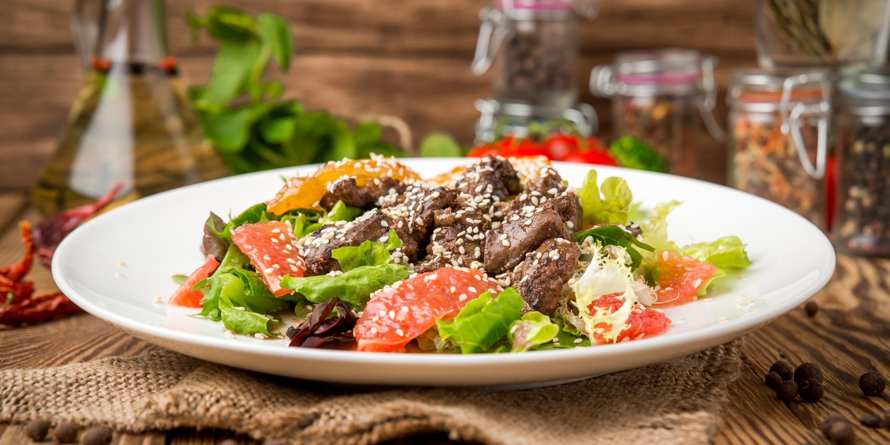 Прометей с куриной печенью - готовим простой салат на Рождество и Новый год - рецепт - Новини Смачно