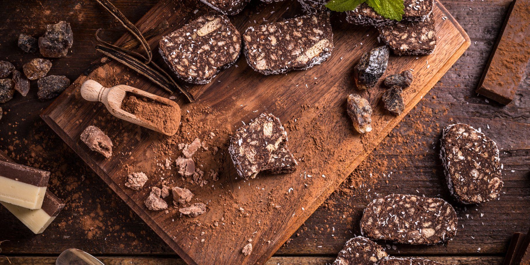 Как приготовить шоколадную колбаску - пошаговый рецепт - Новини Смачно Как приготовить шоколадную колбаску - пошаговый рецепт - Новини Смачно