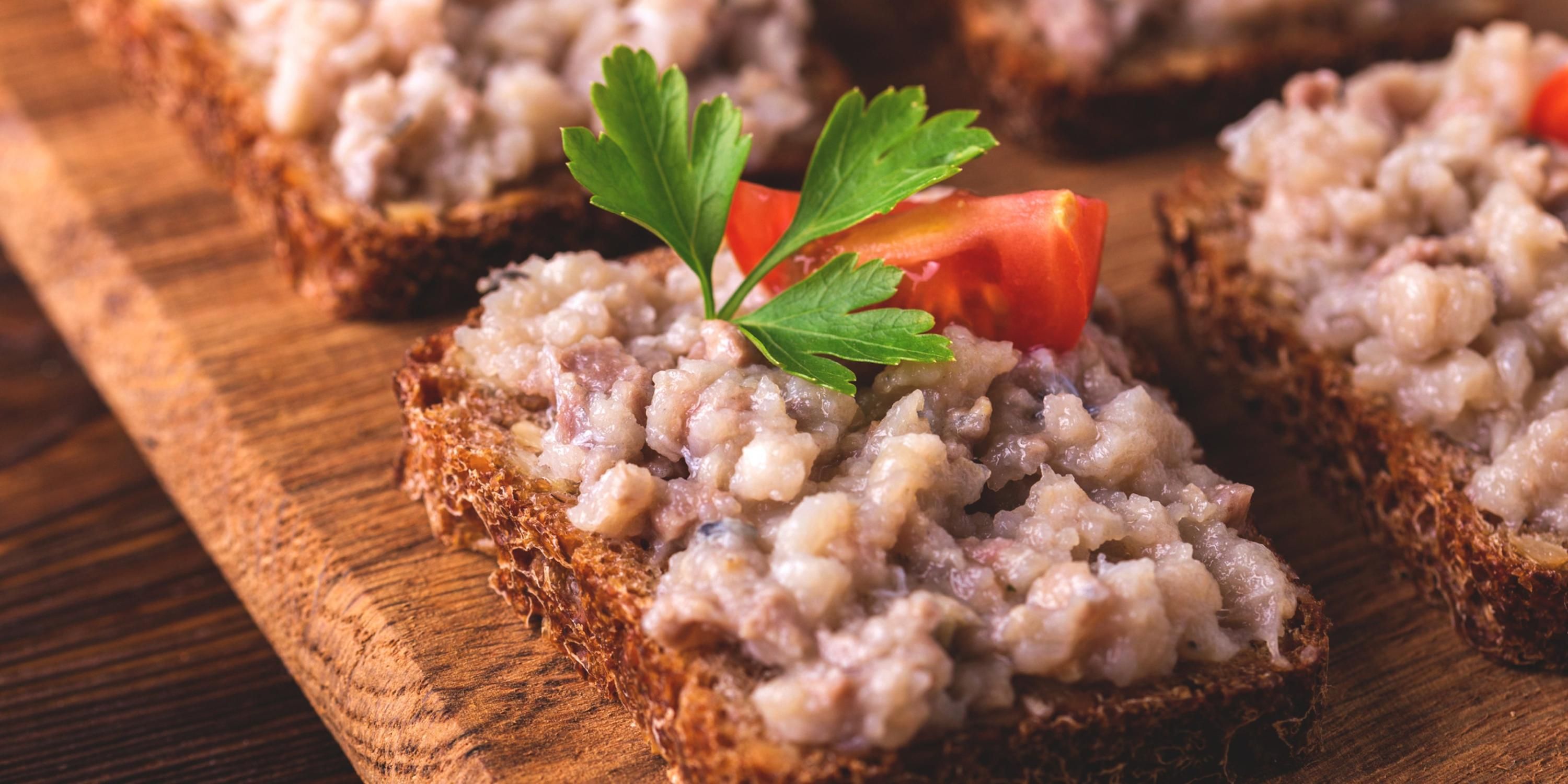 Рецепт намазки з оселедця і плавленого сиру - просто, бюджетно і швидко - Новини Смачно Рецепт намазки з оселедця і плавленого сиру - просто, бюджетно і швидко - Новини Смачно