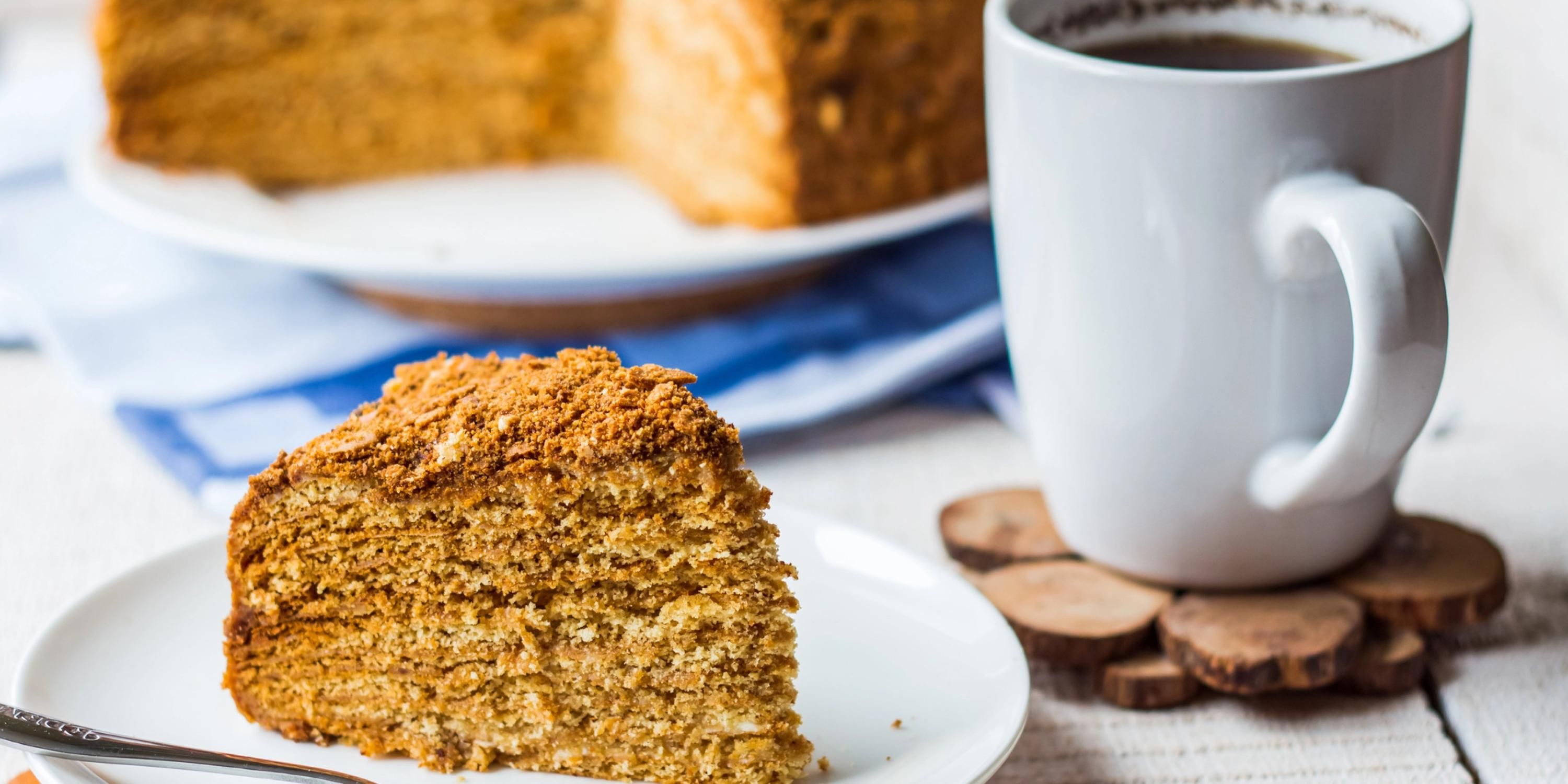 Торт на Новий рік - готуємо чеський медівник Марленка - перевірений рецепт Торт на Новий рік - готуємо чеський медівник Марленка - перевірений рецепт